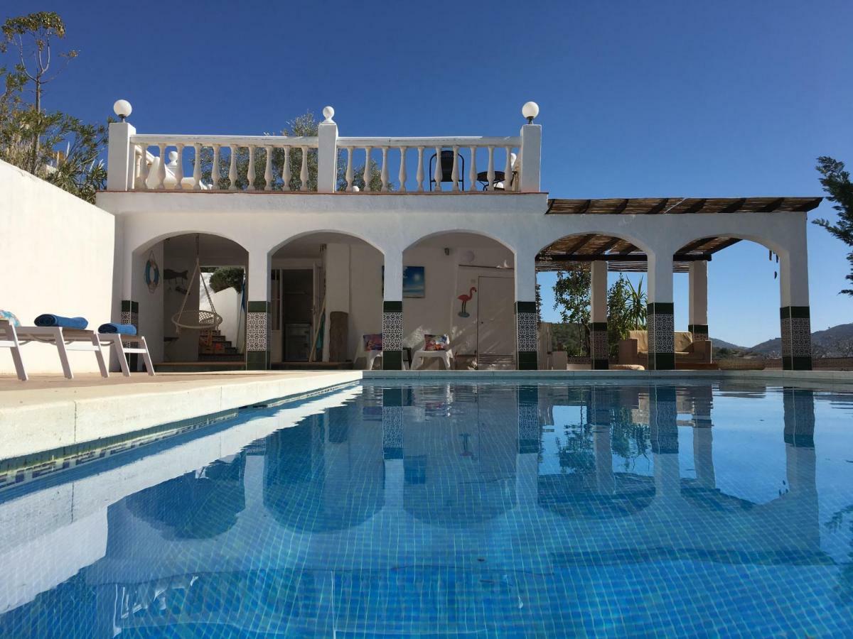 B&B And Apartments Cortijo La Zapatera Canillas de Aceituno Luaran gambar