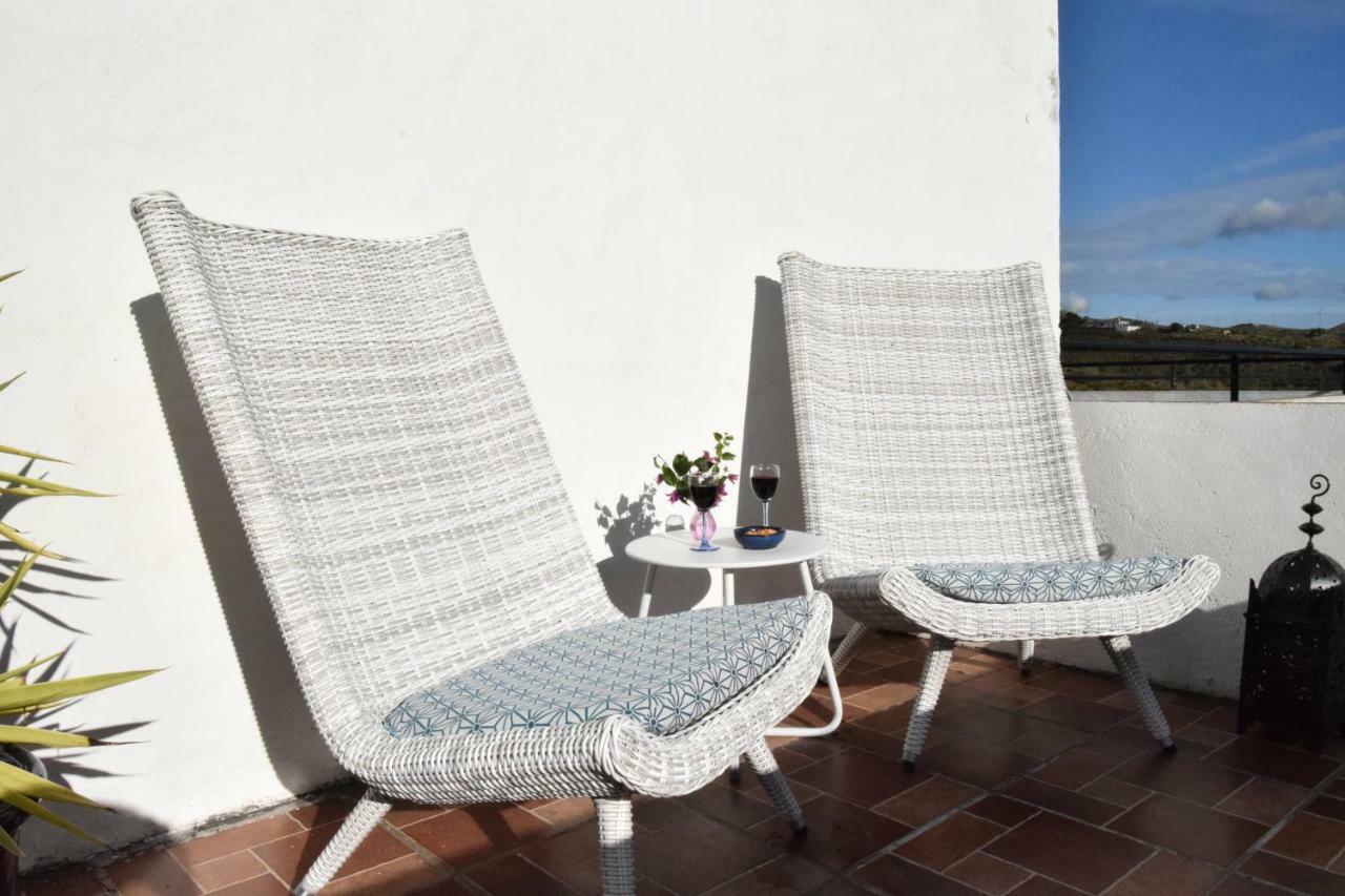 B&B And Apartments Cortijo La Zapatera Canillas de Aceituno Luaran gambar